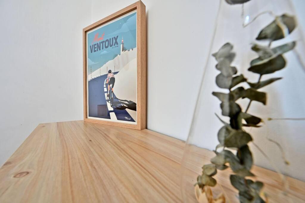 Au Coeur Des Platanes - Parking Gratuit Sous-Terrain - Clim - Balcon Apartment อาวีญง ภายนอก รูปภาพ